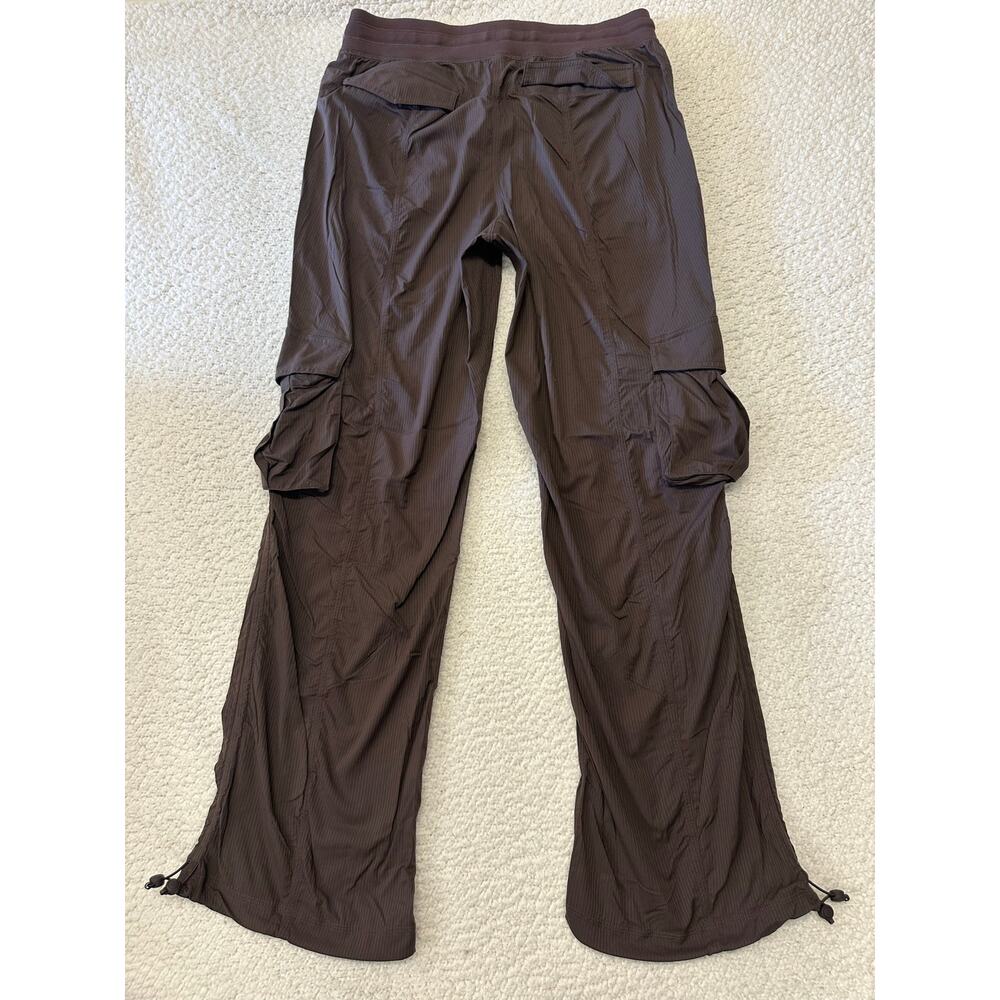 Lululemon Dance Studio Relaxed Fit Mid Rise Cargo Pants Medium - Picture 9 of 13
